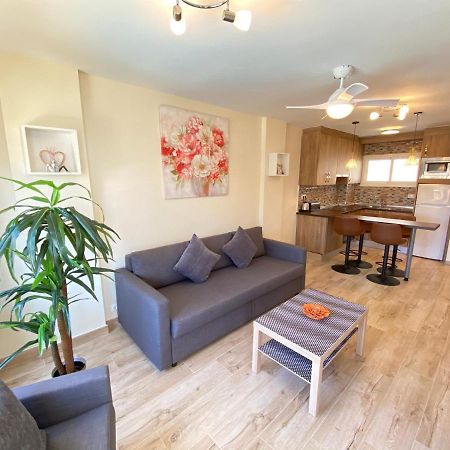 Modern 1 Bedroom Seaside Apartment With Pool Fuengirola Exterior foto