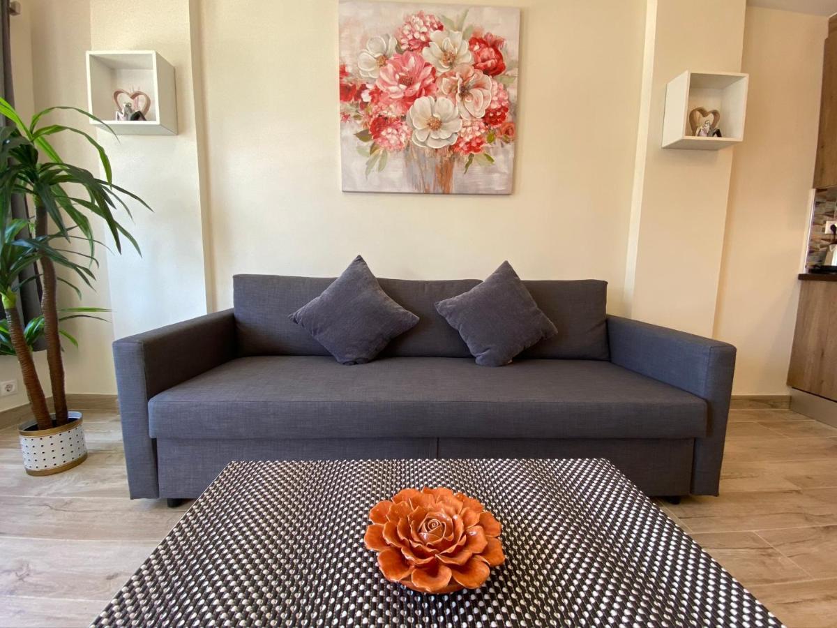 Modern 1 Bedroom Seaside Apartment With Pool Fuengirola Exterior foto